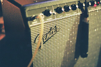 black and white marshall guitar amplifier