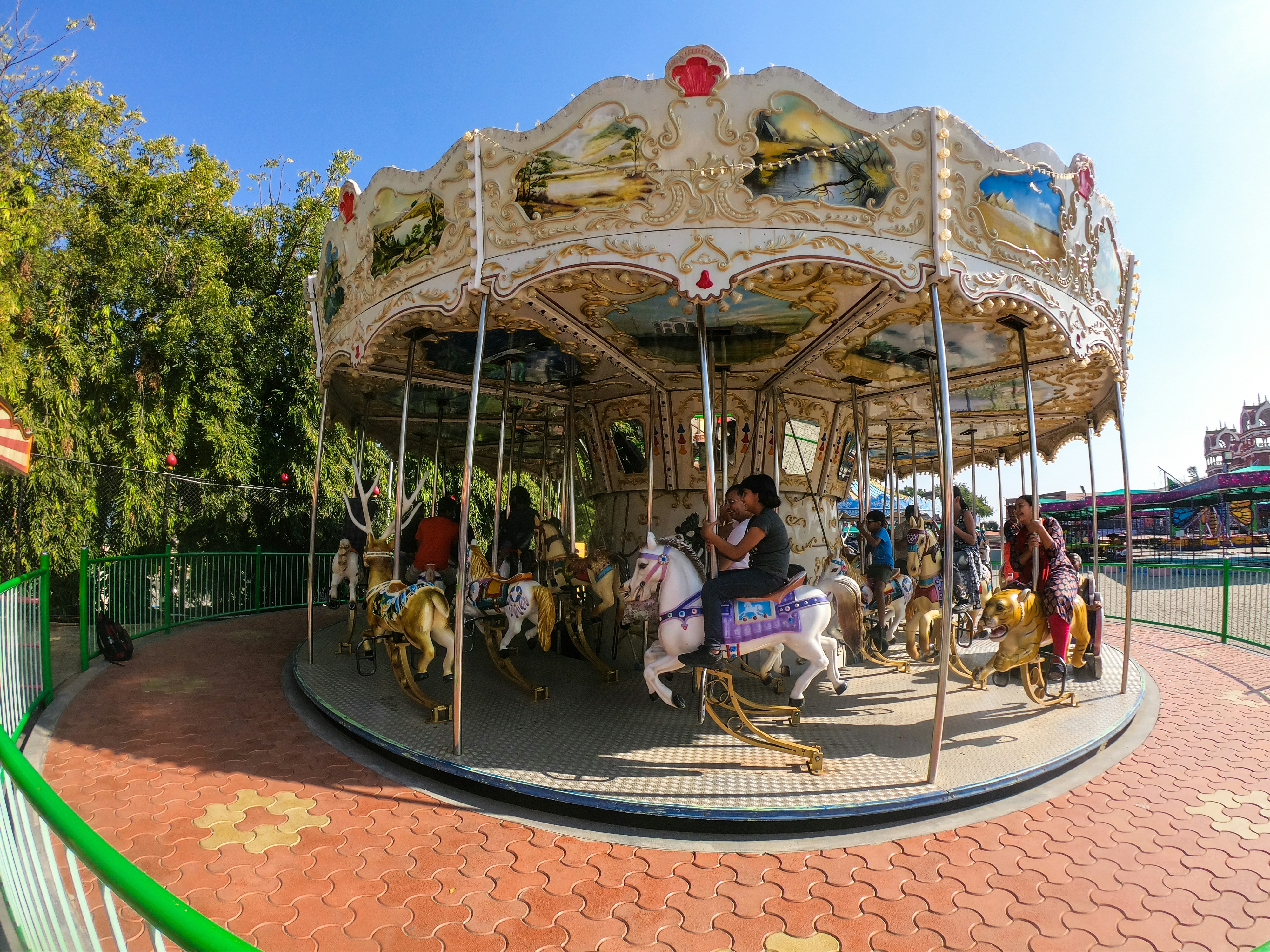 Kinderkarussell mieten