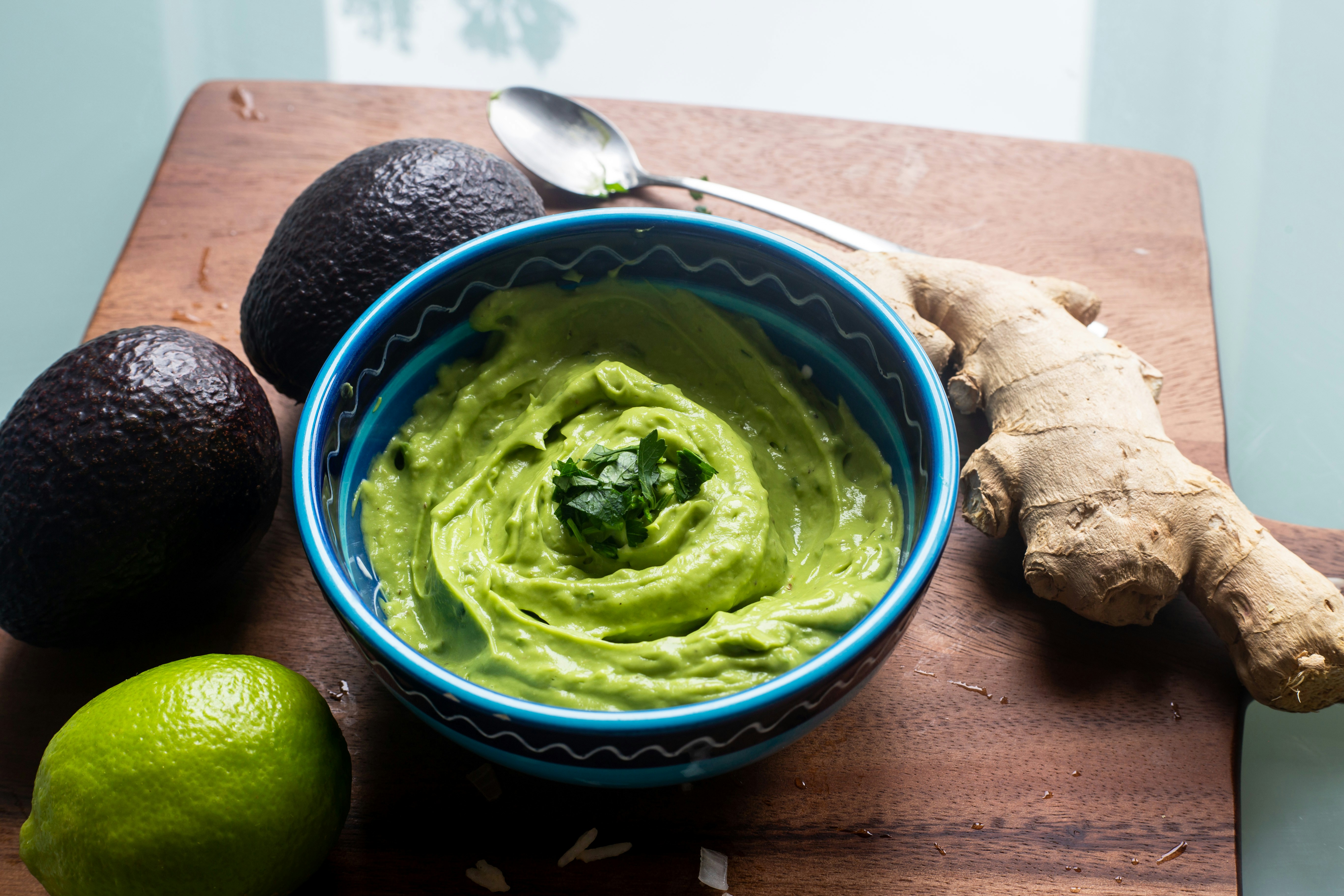 Bowl of smooth guacamole