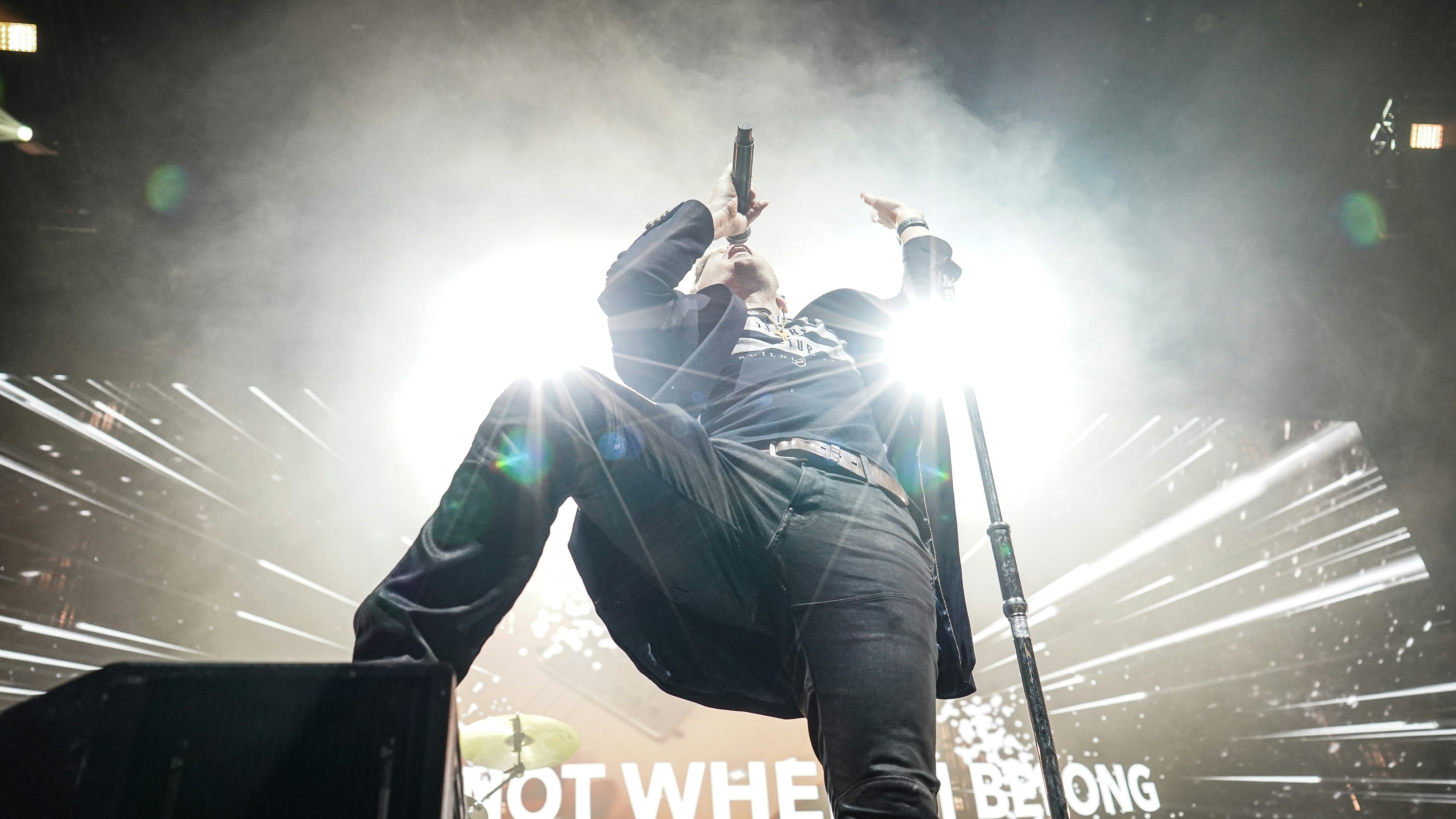 Concert Outfit Ideas by Music Genre, Venue, and Weather