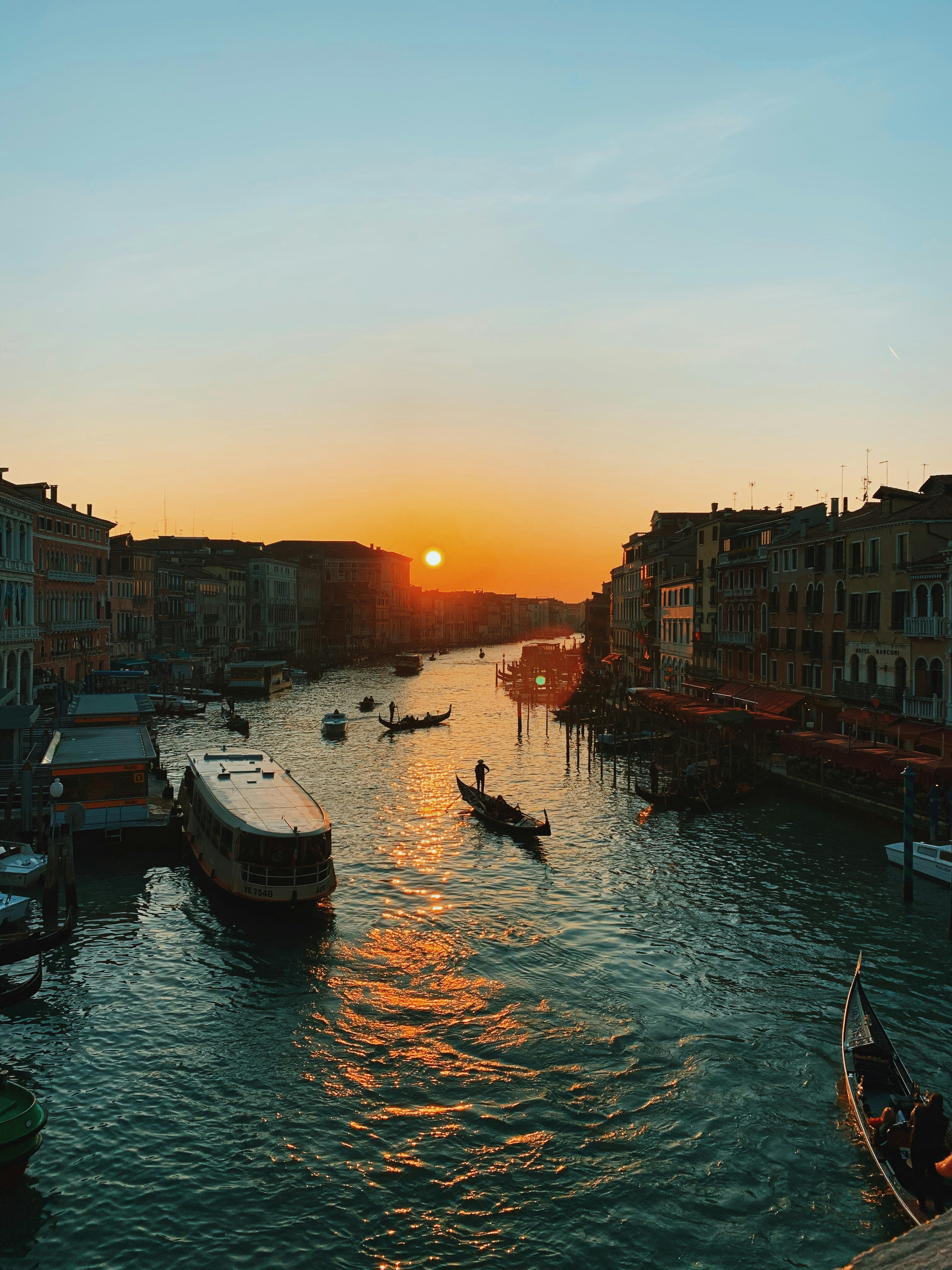 Photo by stefanotonzanu