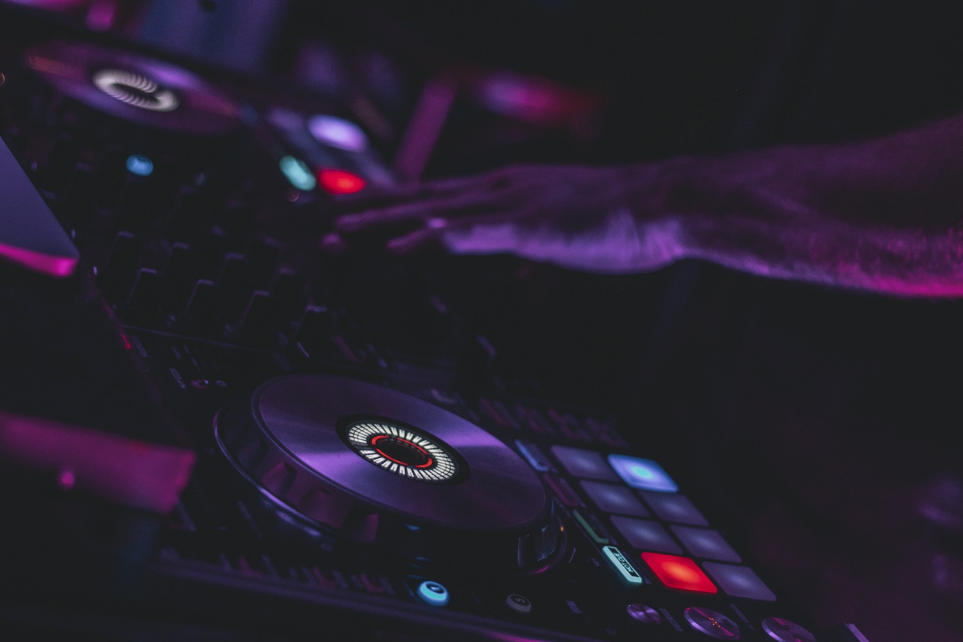 black dj controller with black and white lights