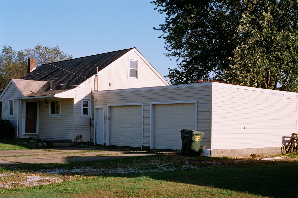 South Surrey Buyers Market: Inventory at 40-Year Highs