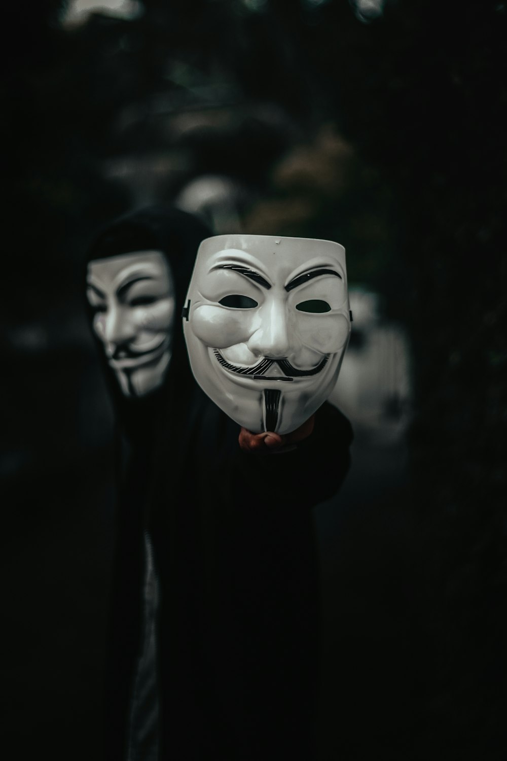 person in black and white mask photo – Free Black Image on Unsplash