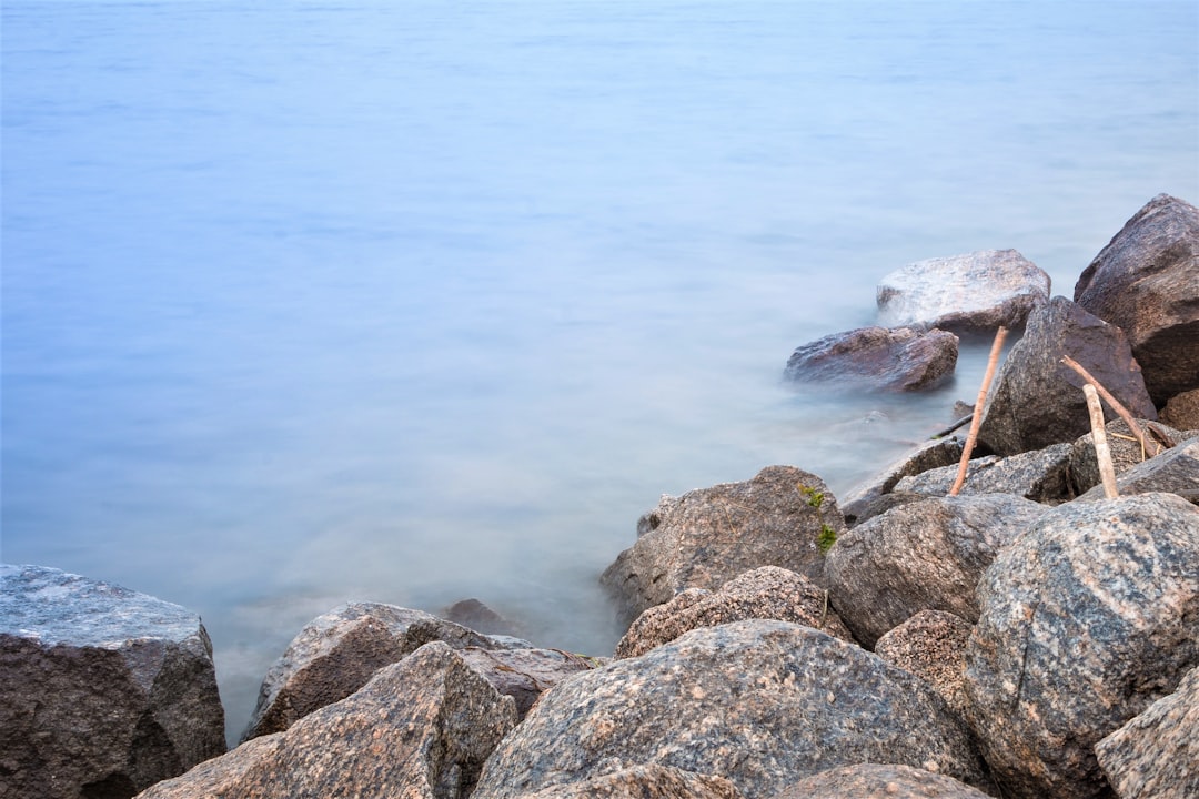 travelers stories about Shore in Baranti, India