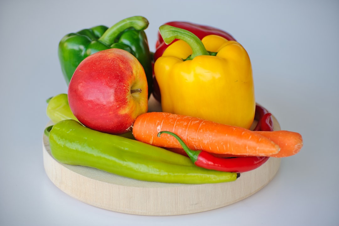為何蔬菜、水果能煥發多樣色彩？關鍵在於色素！