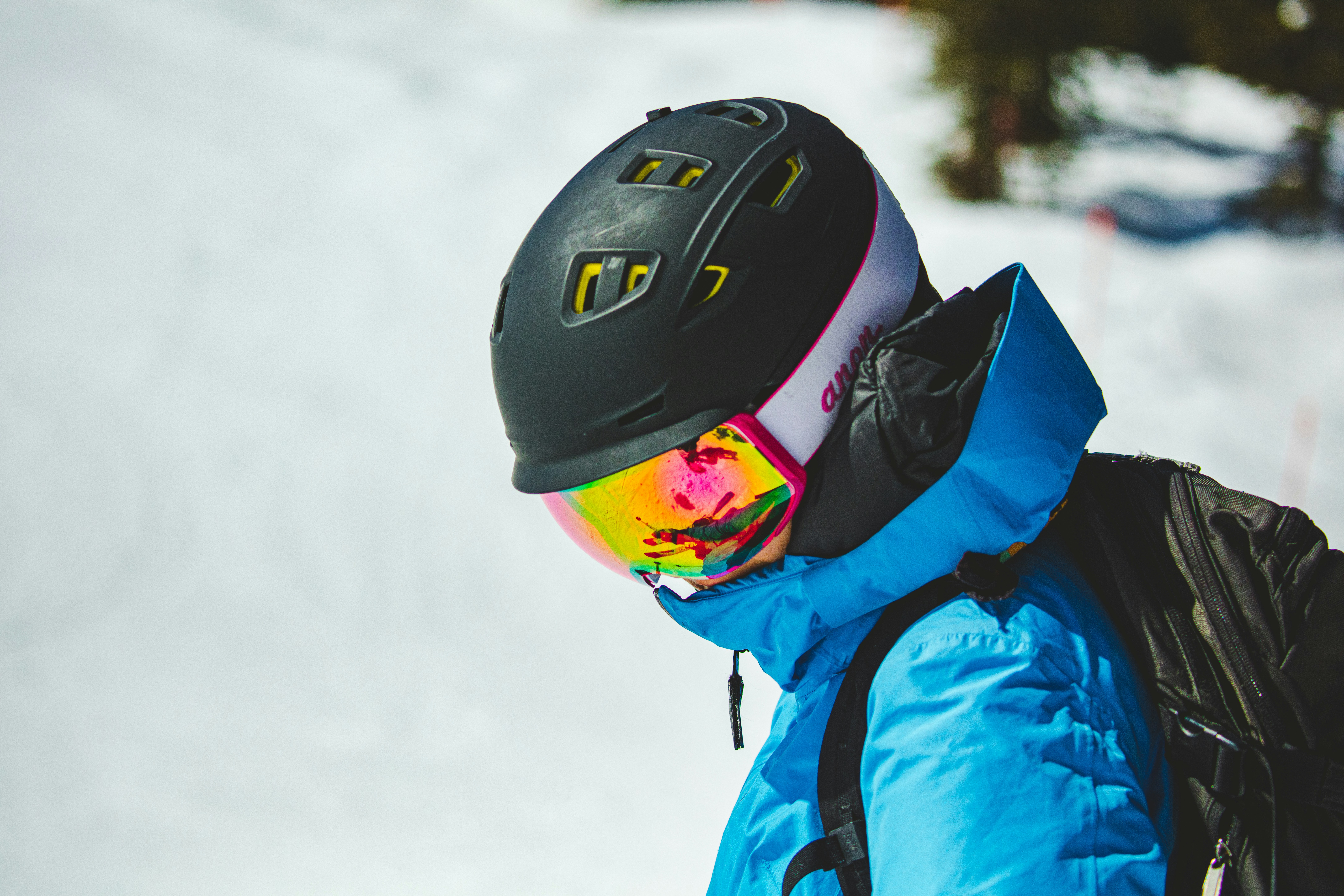 Photo by worldsbetweenlines