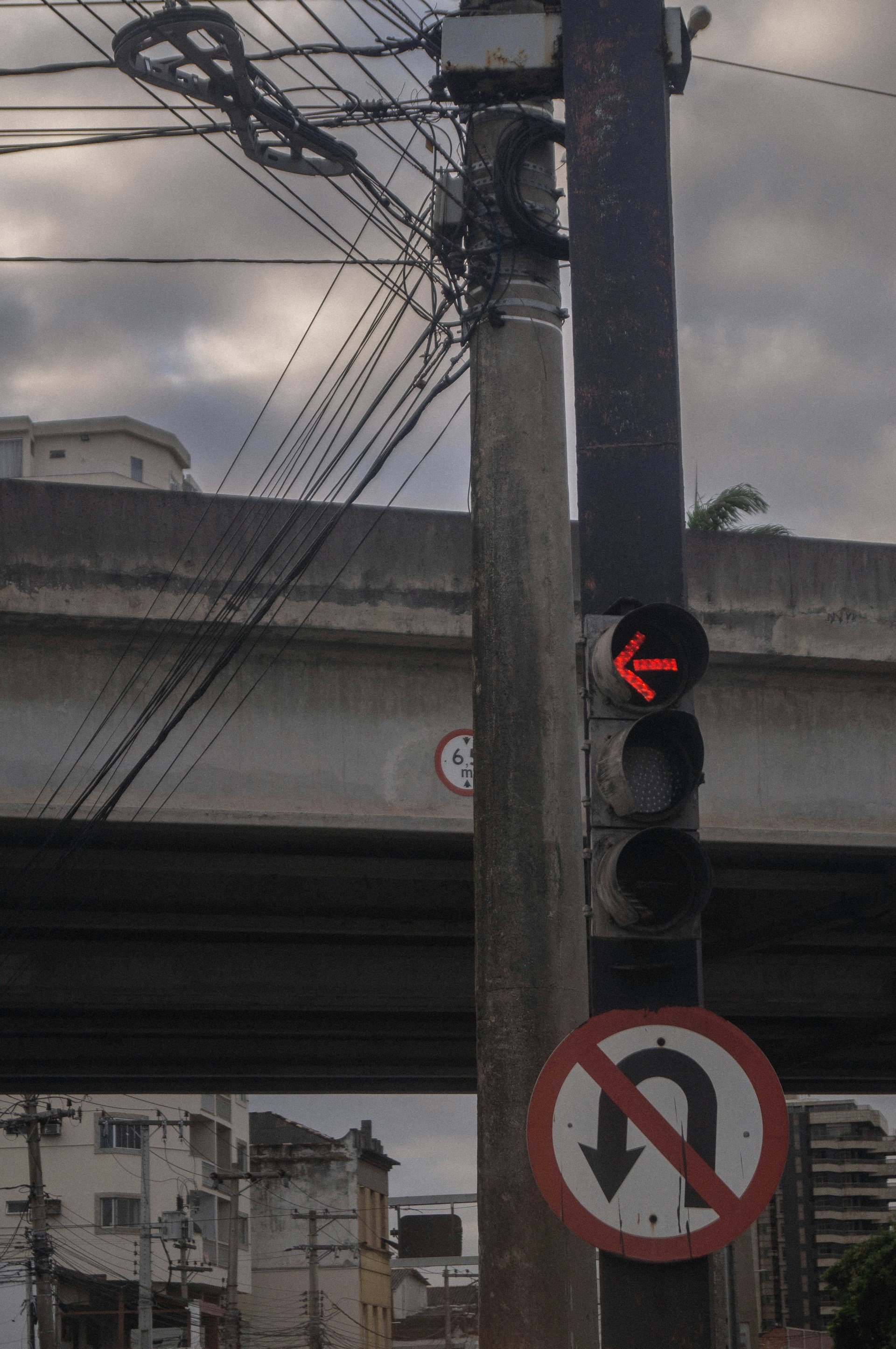 black traffic light on the street