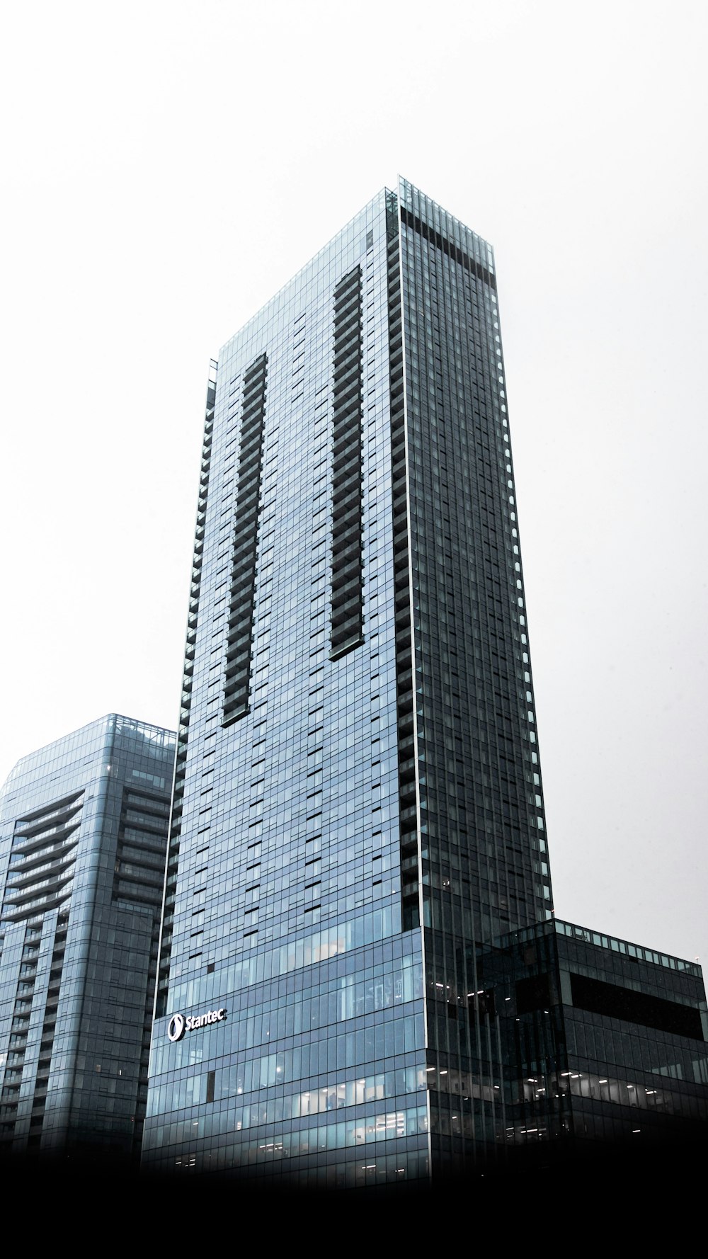 gray concrete building during daytime