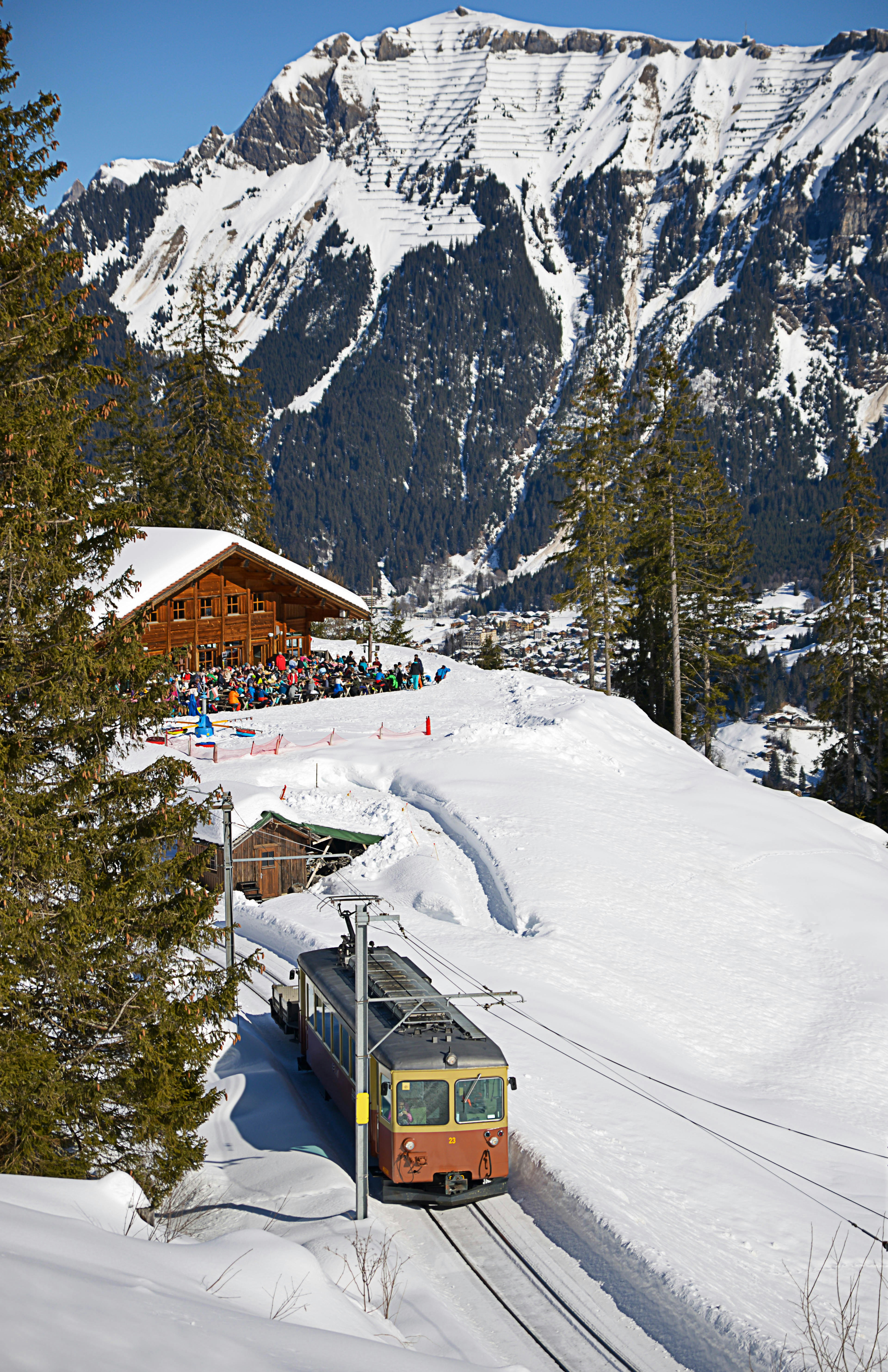 Meilleurs itinéraires train + navette vers les stations moins connues