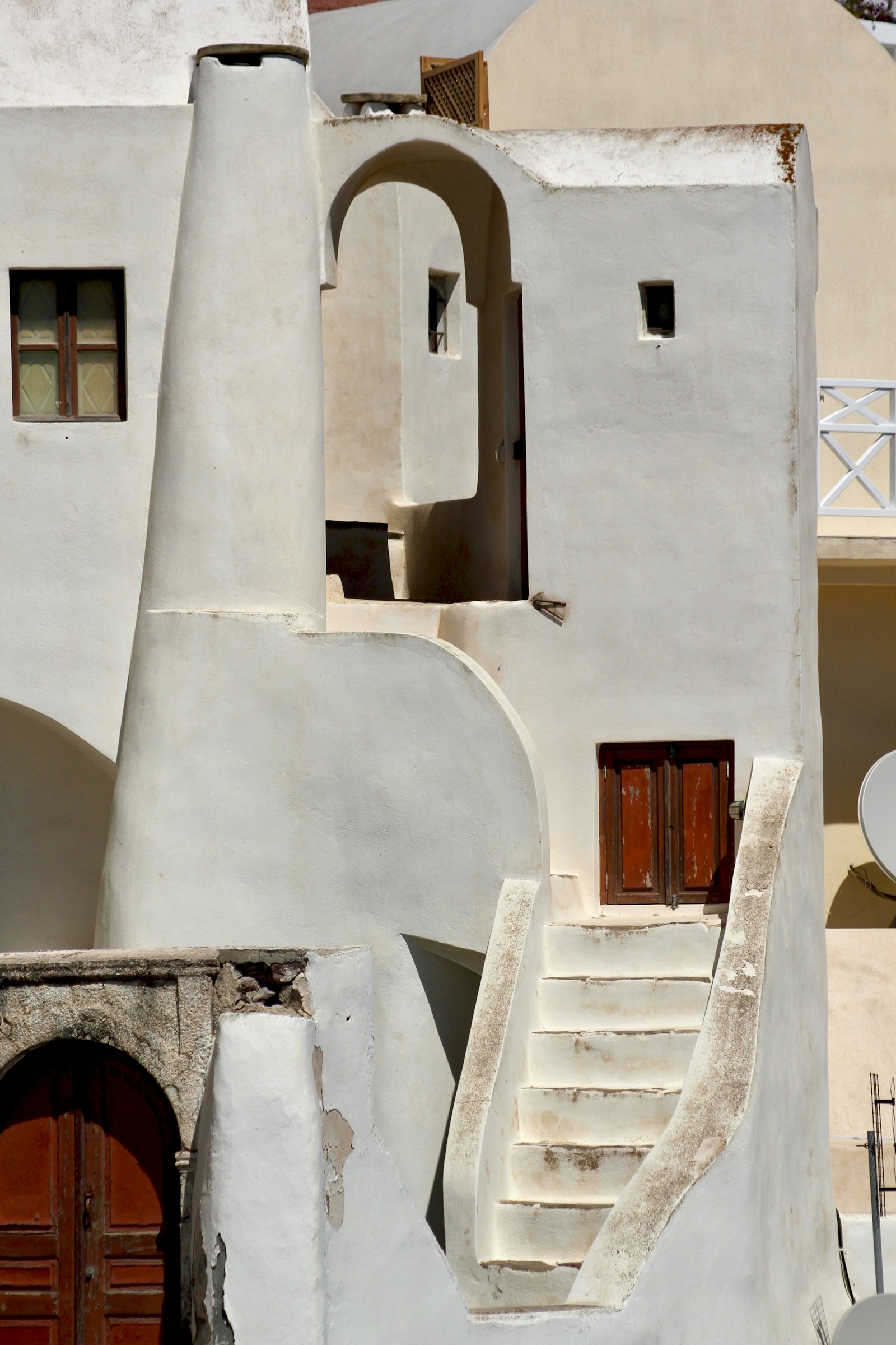 Canon EF 80-200mm F4.5-5.6 II sample photo. White concrete building during photography