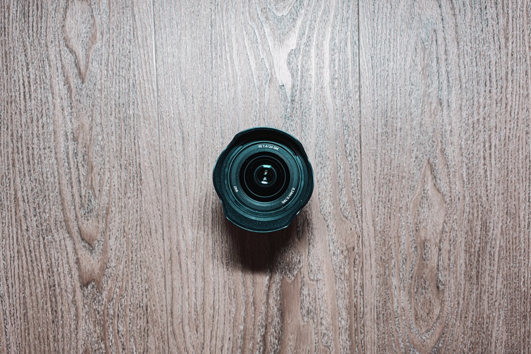 green and black round plastic