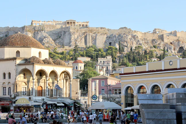 9-Day Greece Budget Backpacking Itinerary | Save & Explore