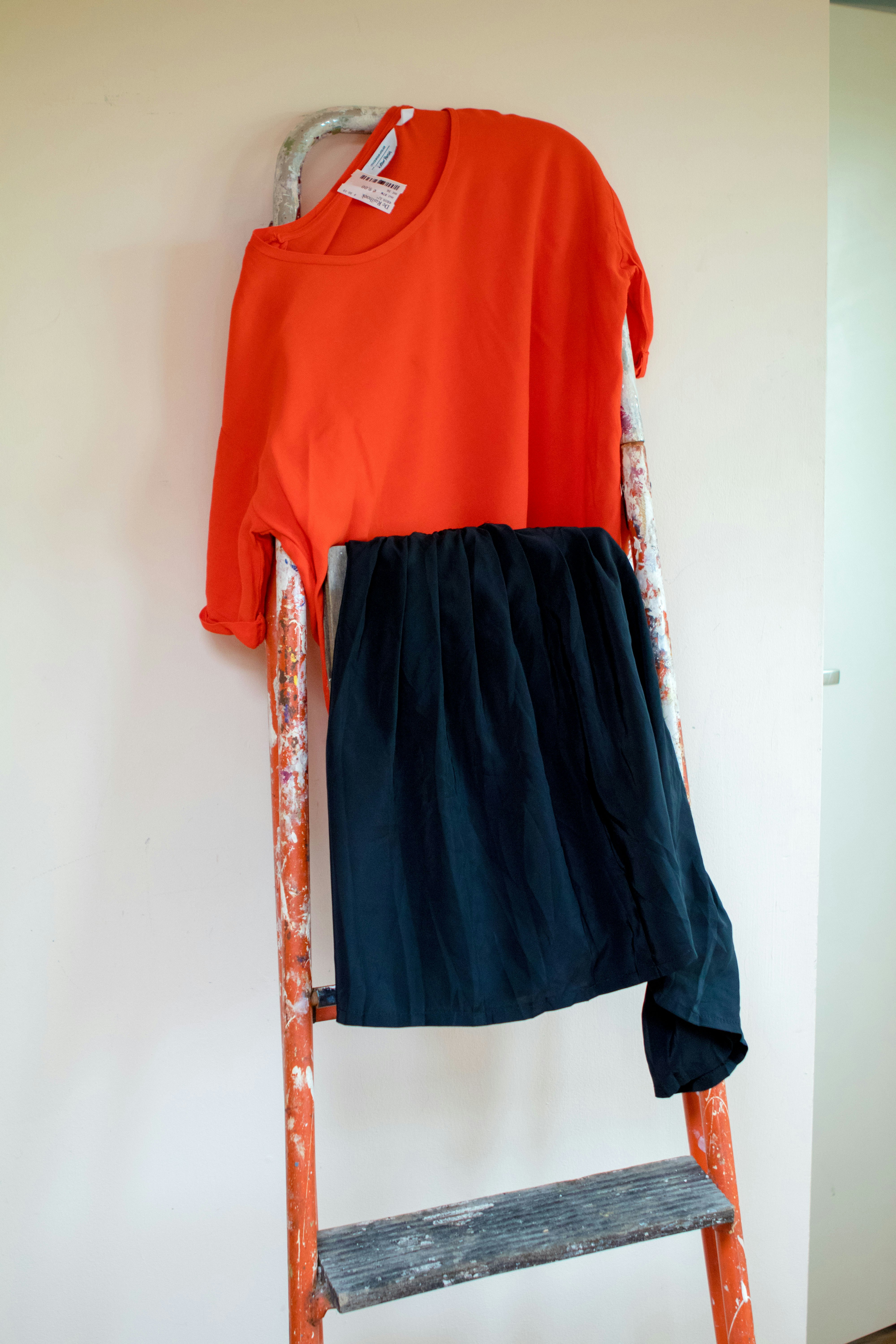 red crew neck t-shirt