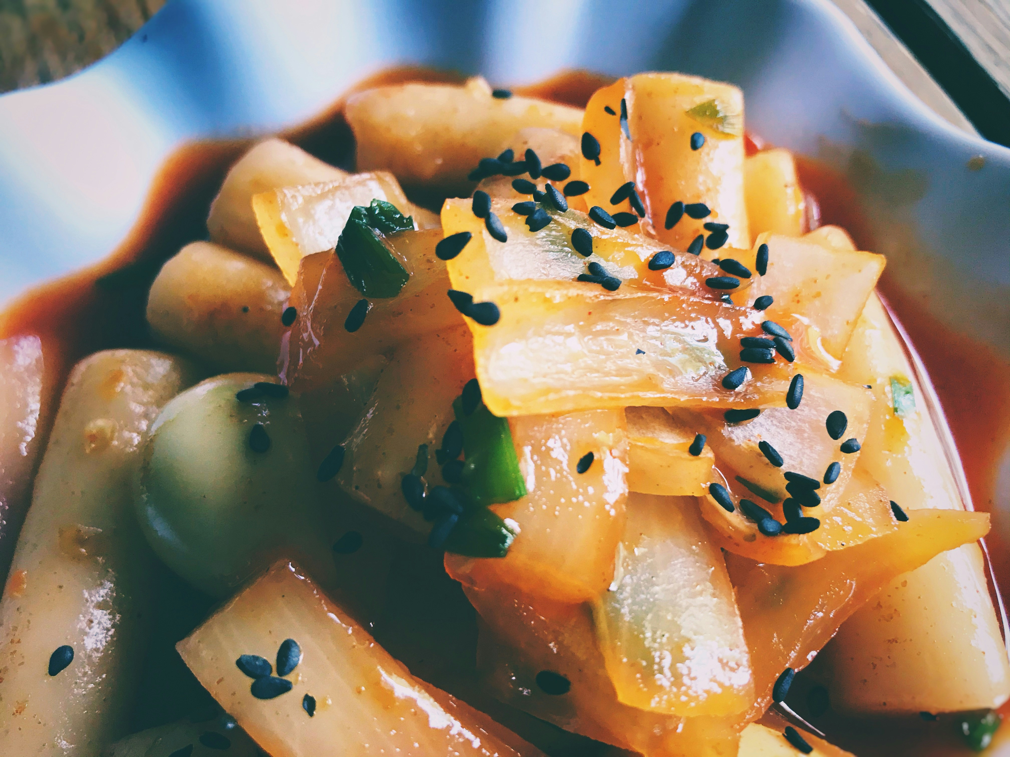 sliced fruit with green leaves