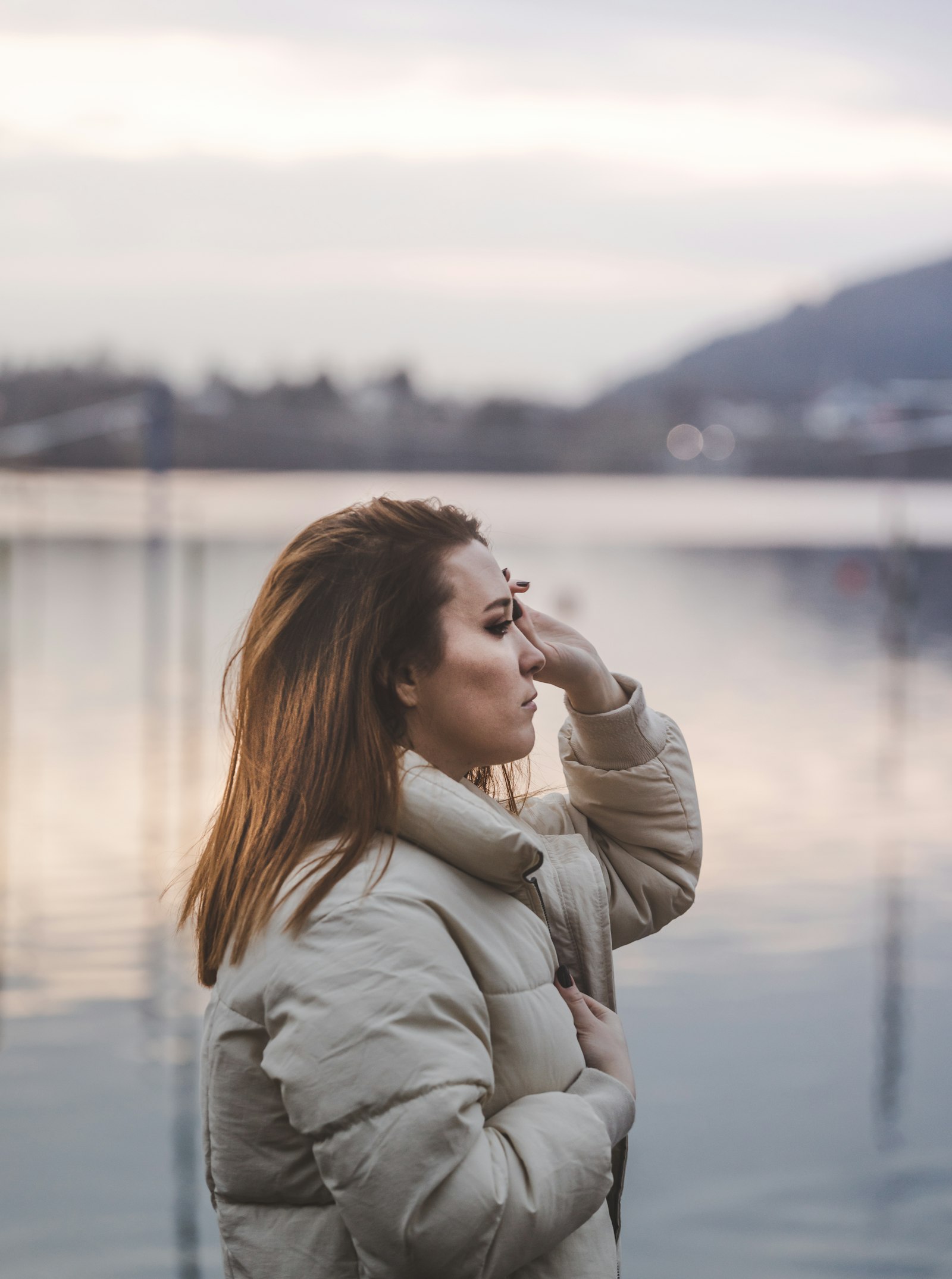 Sony a7R II + Canon EF 70-200mm F2.8L IS II USM sample photo. Woman in gray coat photography