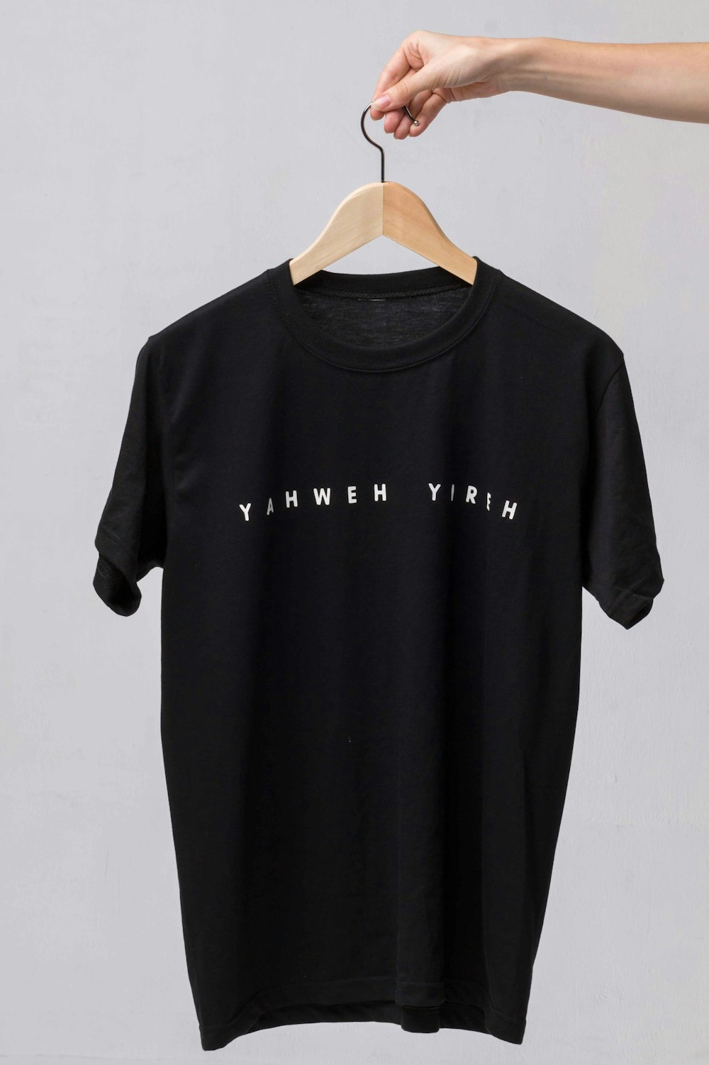 black crew neck t-shirt