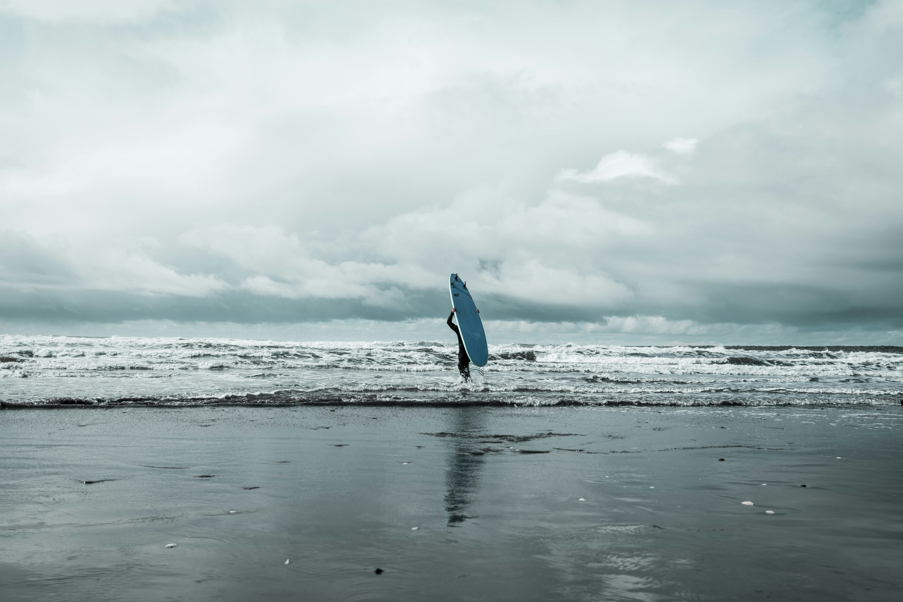 Photo by zacgudakov