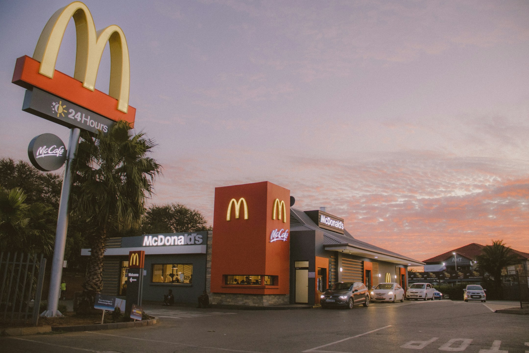 24-hours mcdonald's near me now