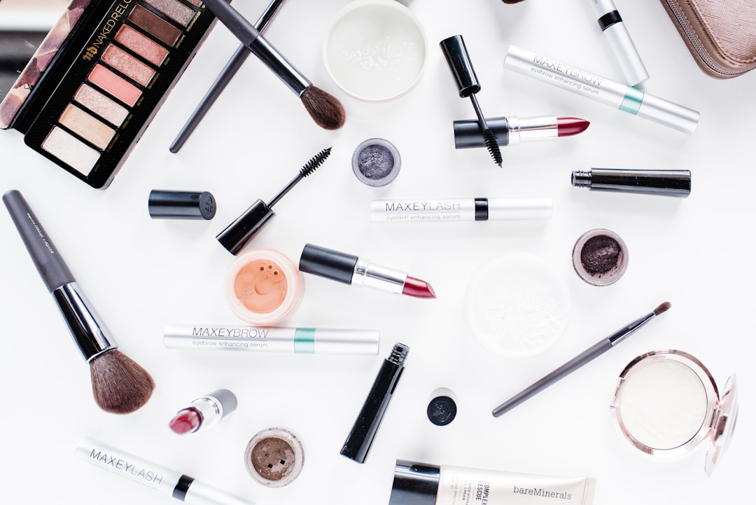 makeup brush set on white table, MaxeyLash + Makeup