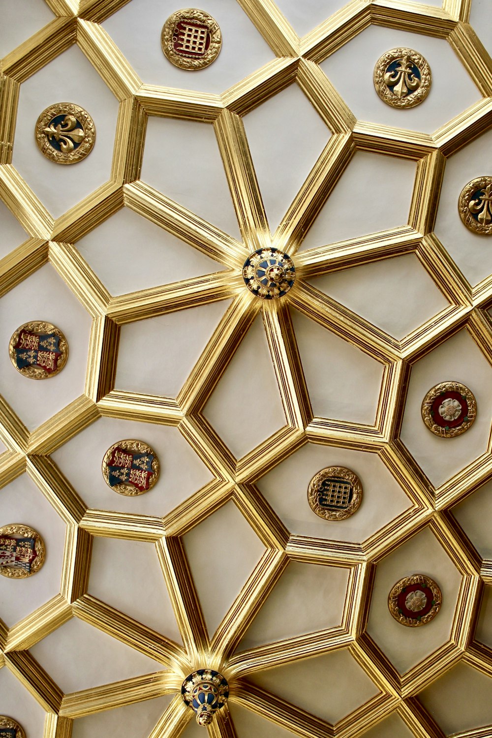 brown and white floral ceiling