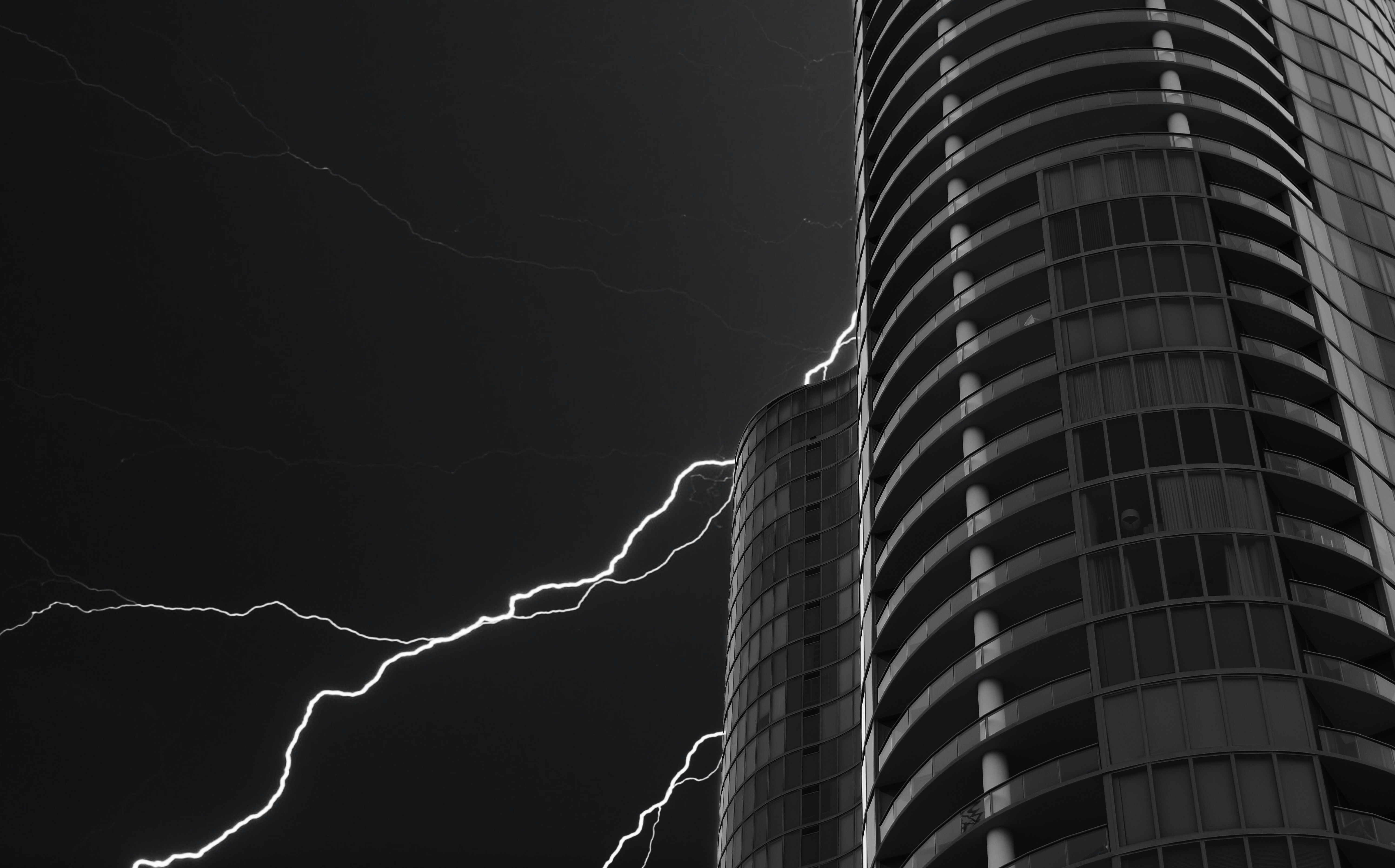 photo 1583835331082 cf2d80ff3a30?ixlib=rb 4.0