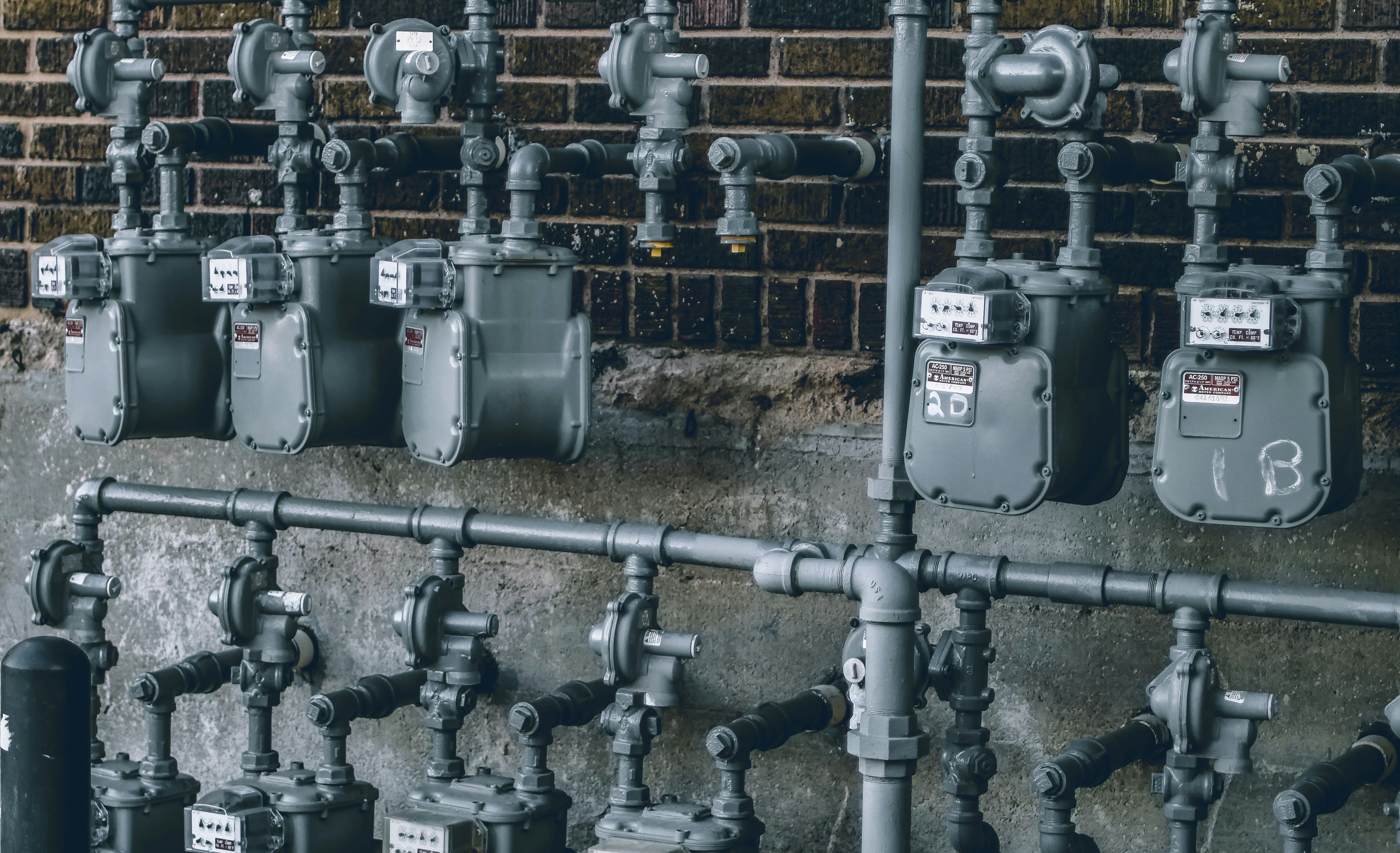 Plumber in Long Beach, by California