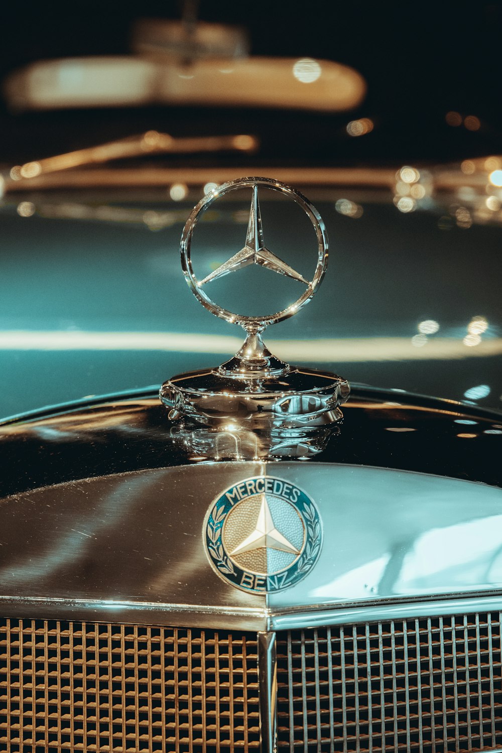 Mercedes Benz Logo, edge, logo, king, logos grill, hipster, football,  lights, HD phone wallpaper