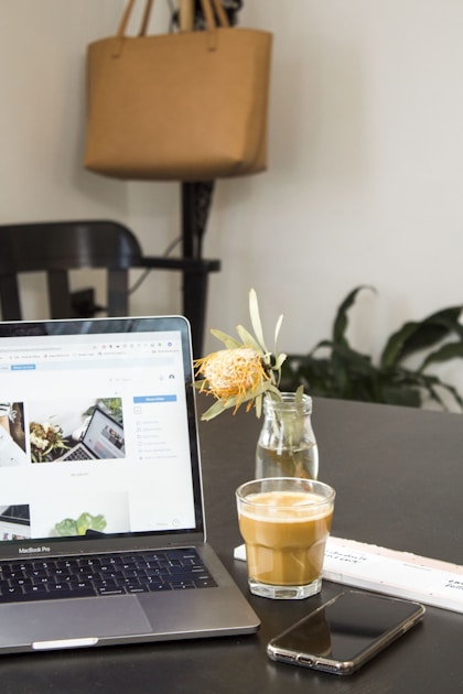 Maaş Danışığı Aparmanın Sirləri — Azərbaycan Kontekstində