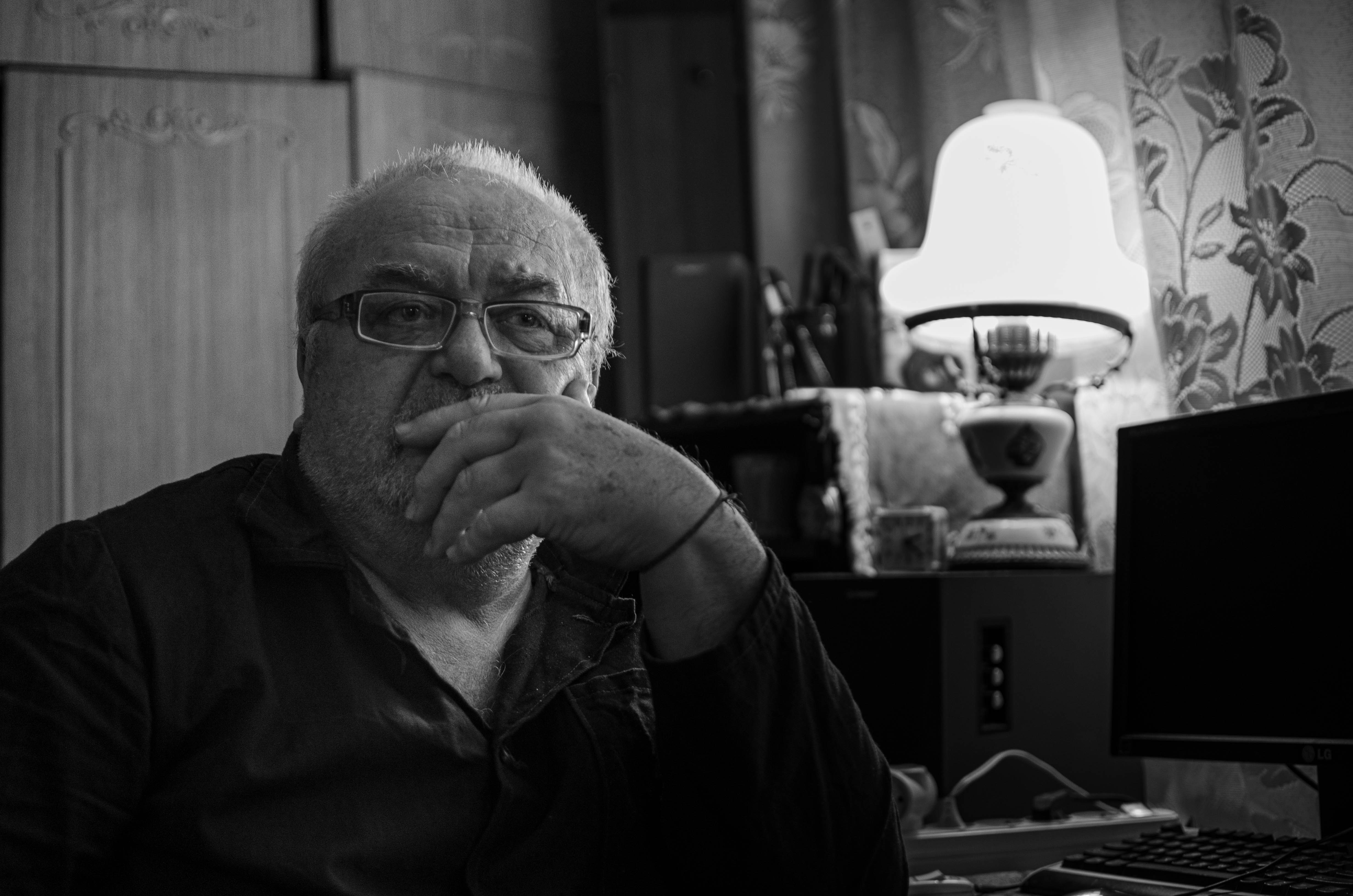 Photo by naked_streets