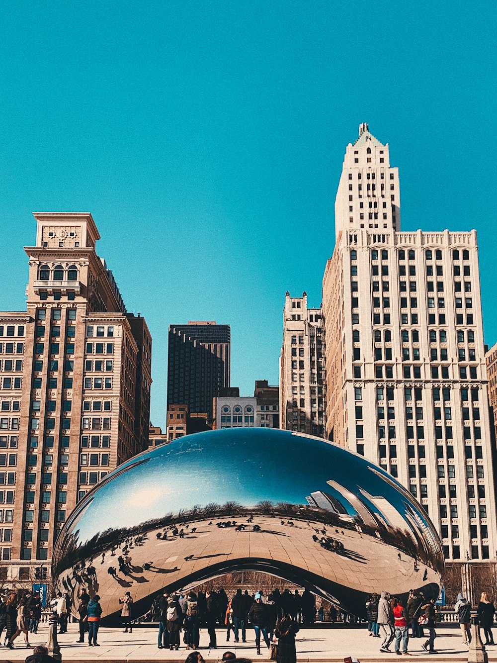 cloud gate chicago during daytime