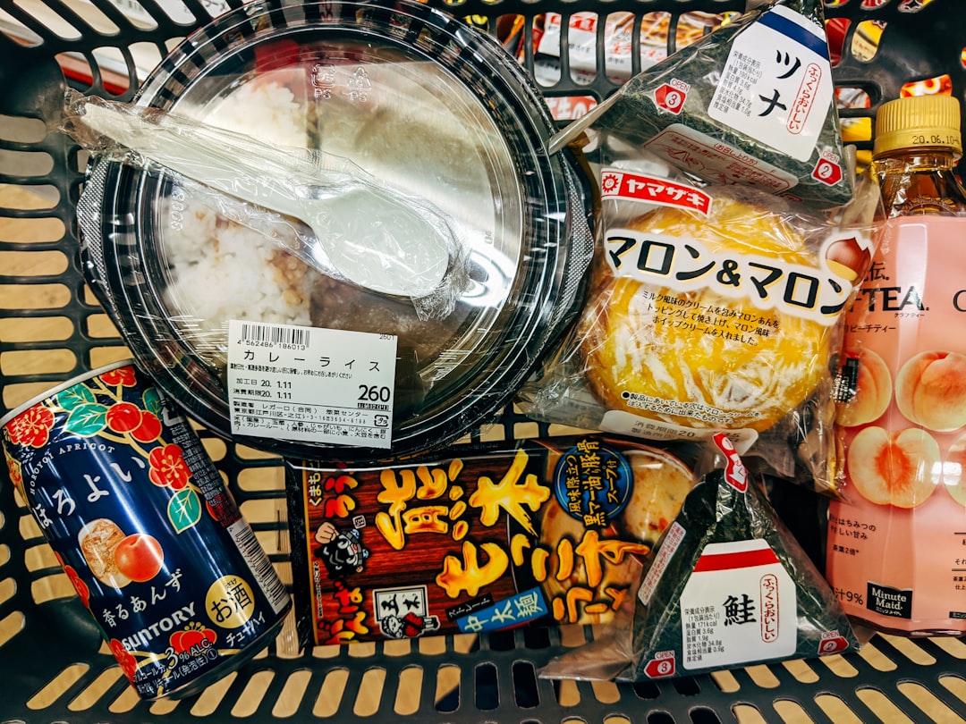 clear glass jar with food