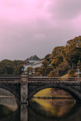 Bright room with large windows overlooking the famous Japanese bridge.