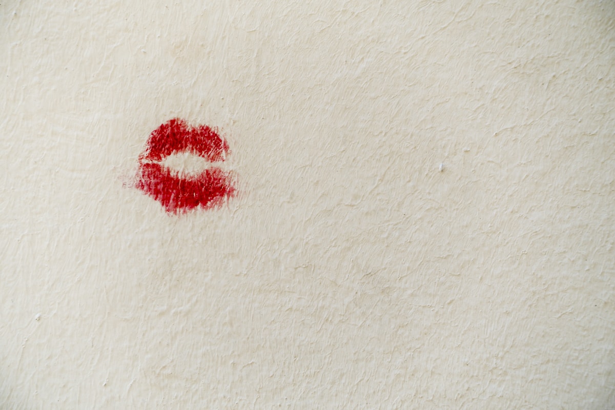 A KISS 