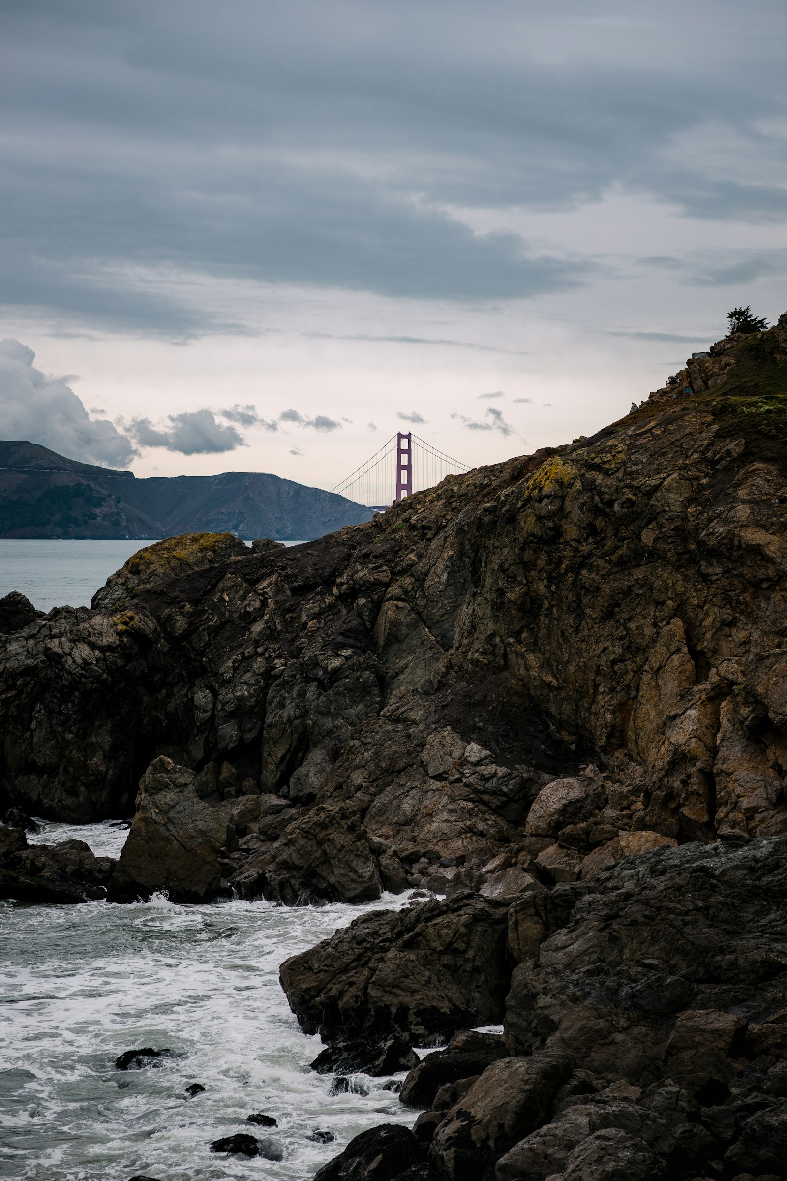 Canon EOS R + Canon EF 85mm F1.4L IS USM sample photo. Brown rock formation near photography