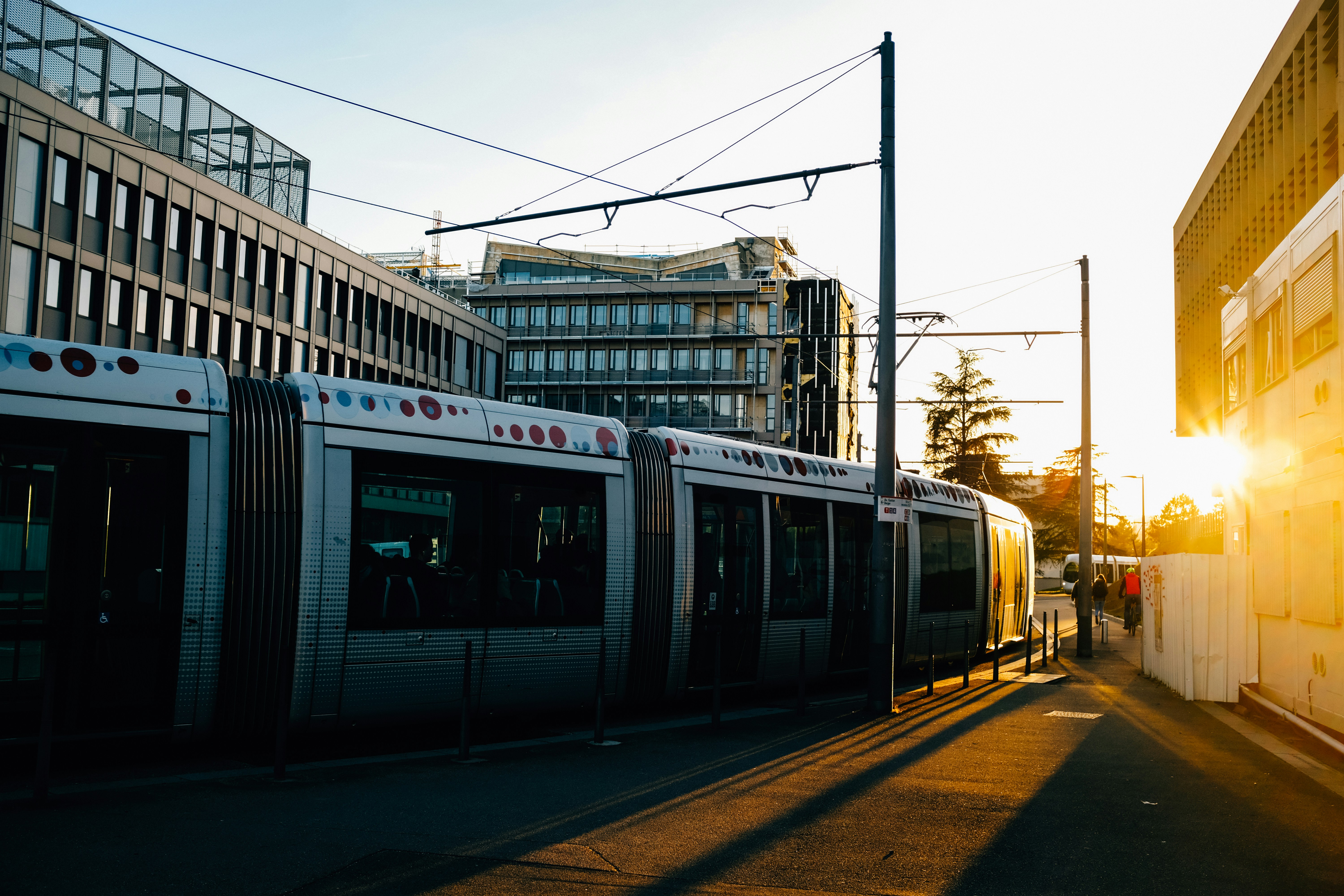 Photo by adrienolichon