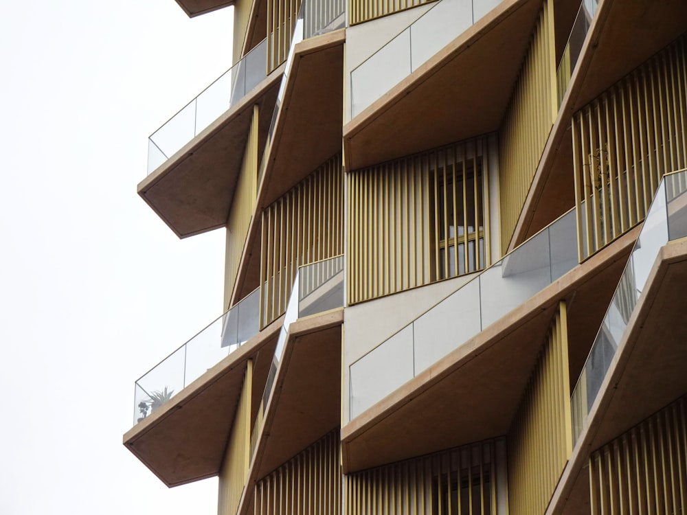 brown and white concrete building