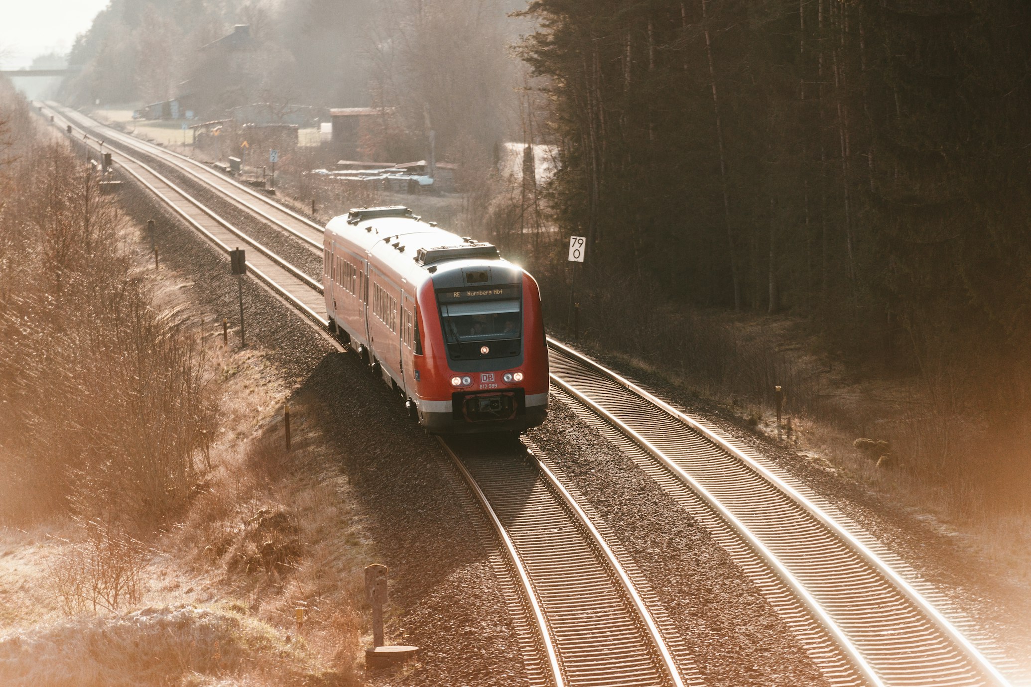 Η γερμανική κυβέρνηση αναμένει πιο συνεπή τρένα μέχρι τα Χριστούγεννα