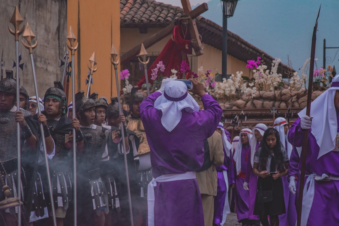 travelers stories about Temple in Calle de los pasos, Guatemala