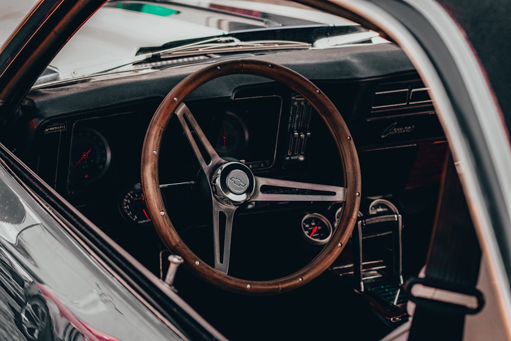 black and brown steering wheel