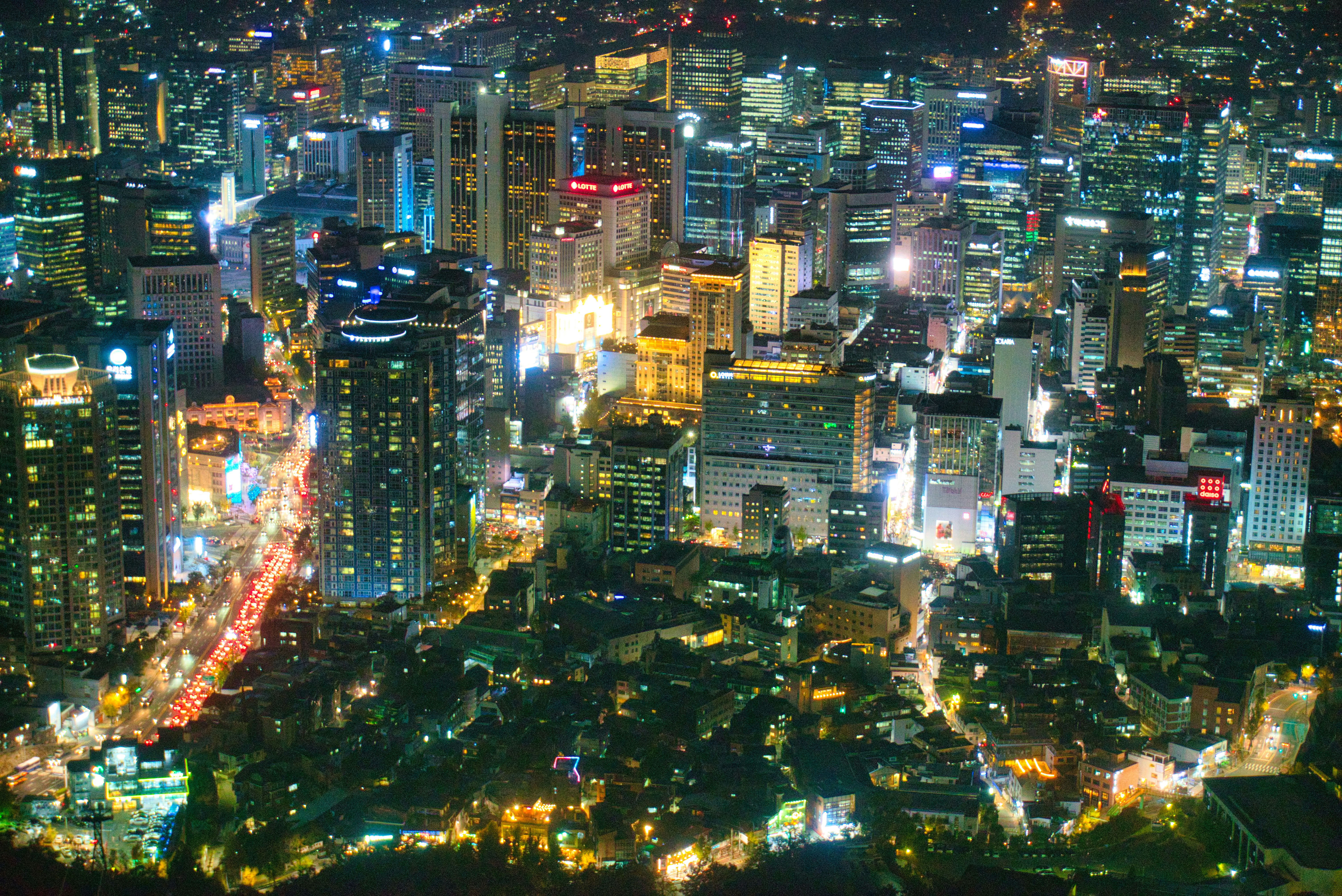 Photo by thomaskinto