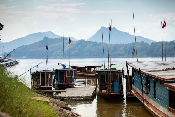 How to Travel from Chiang Rai to Laos [Huay Xai]