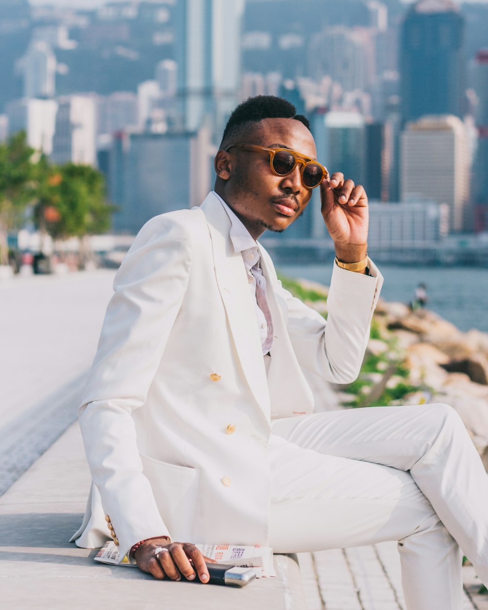 White Suit Pictures | Download Free Images on Unsplash