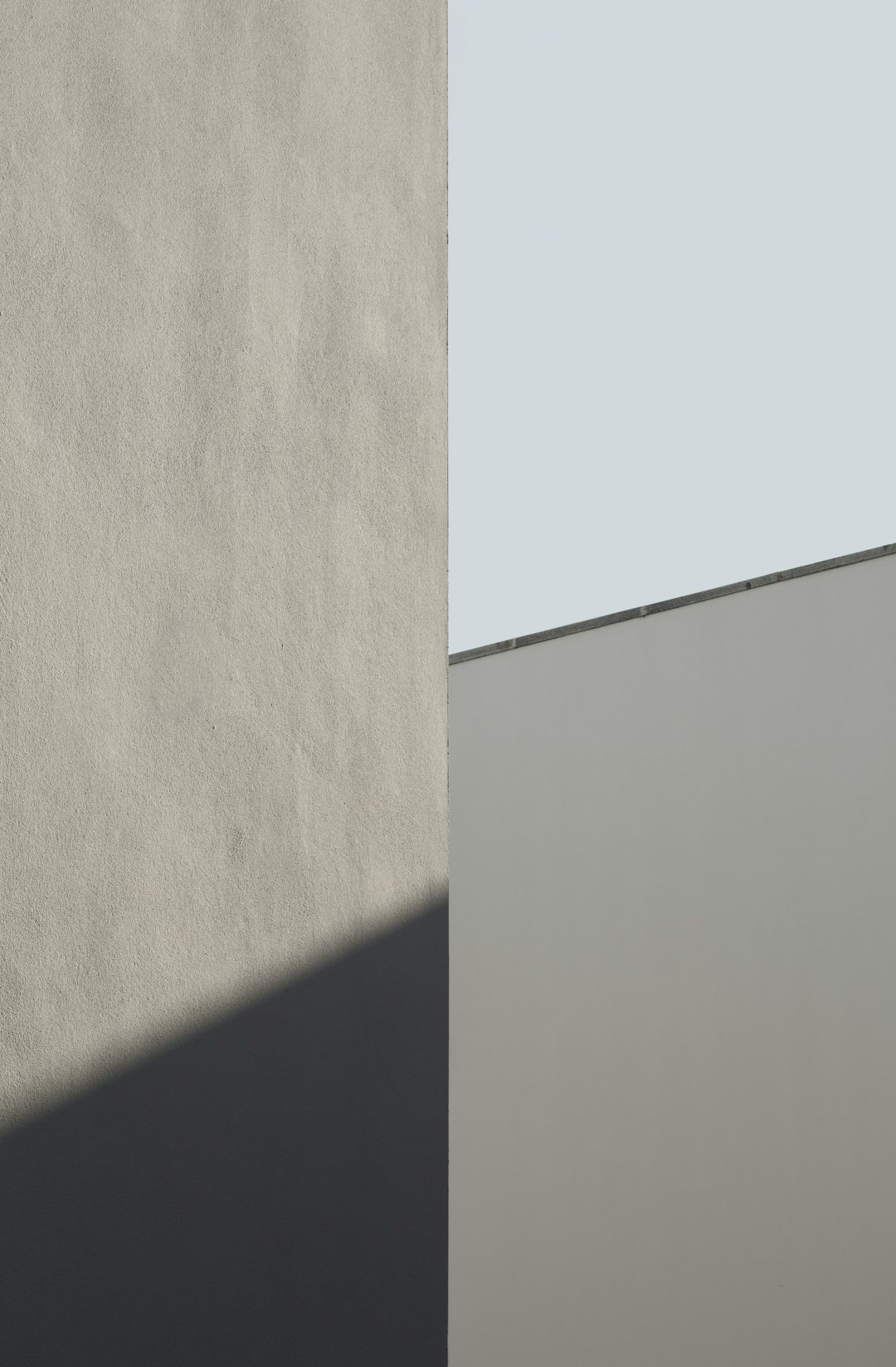 white concrete wall during daytime