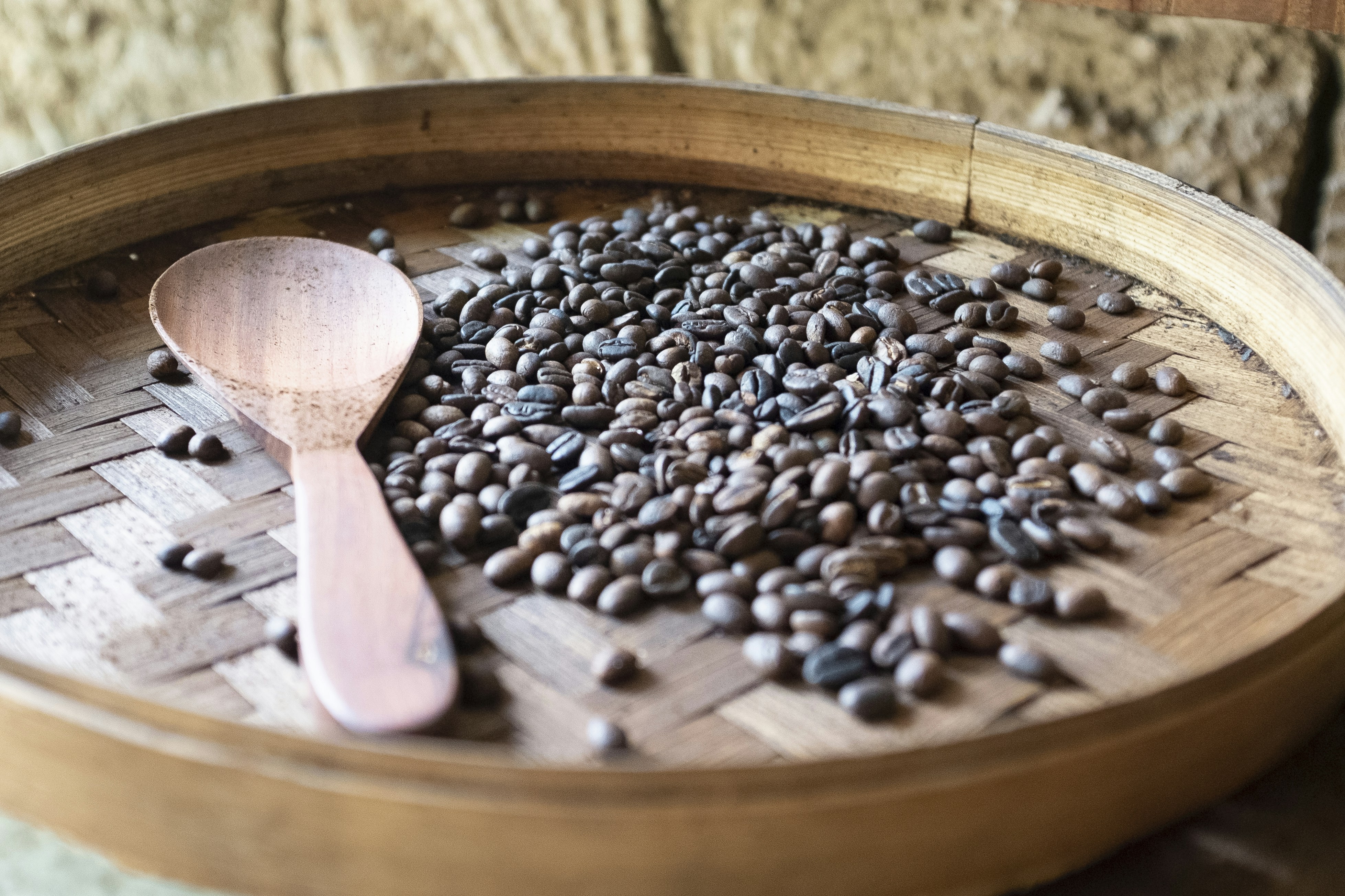 6 Ways Roasts Specialty Coffee Sourcing Supports Farmers