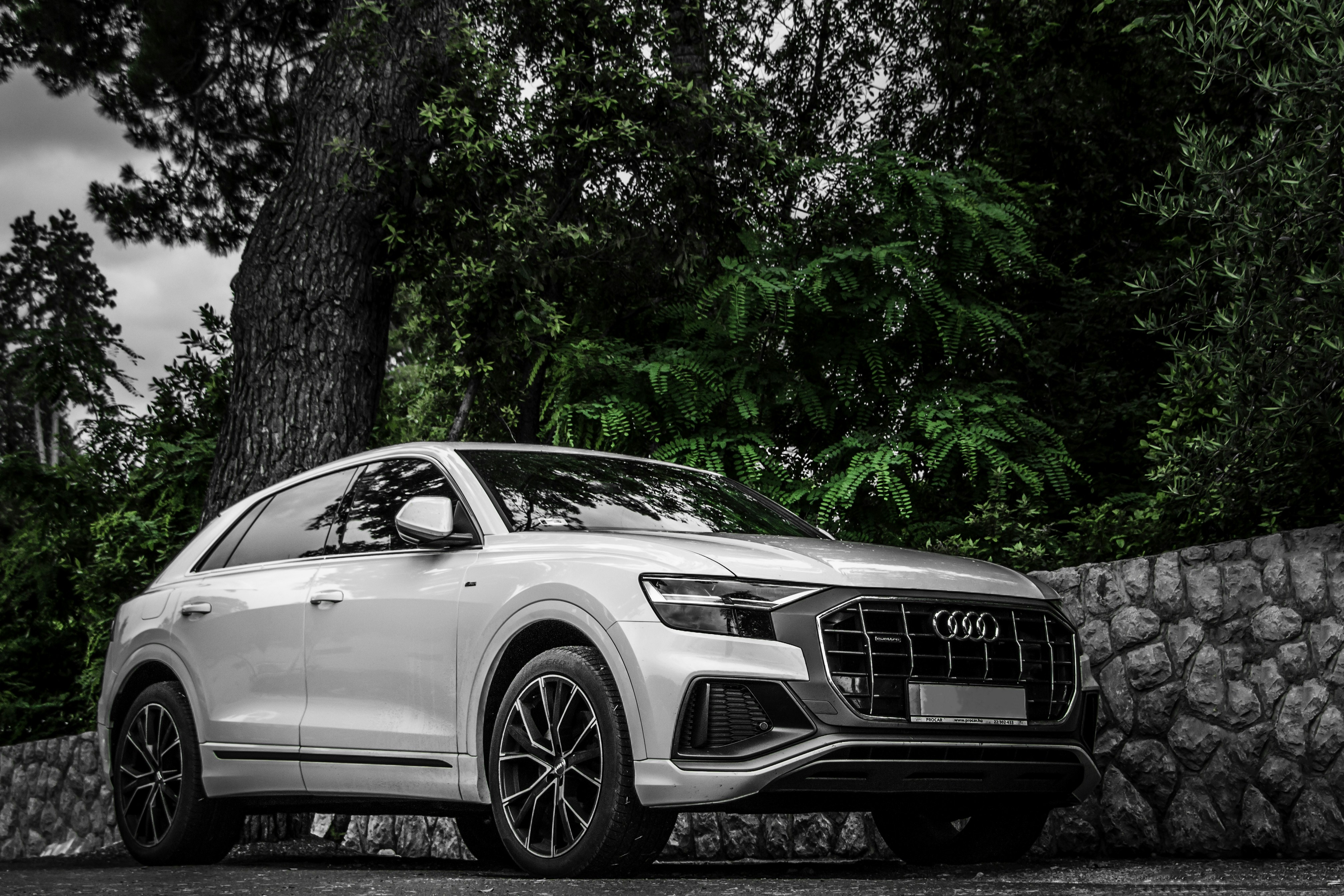 audi q8 pictures download free images on unsplash audi q8 pictures download free images