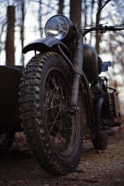 black motorcycle with black tire