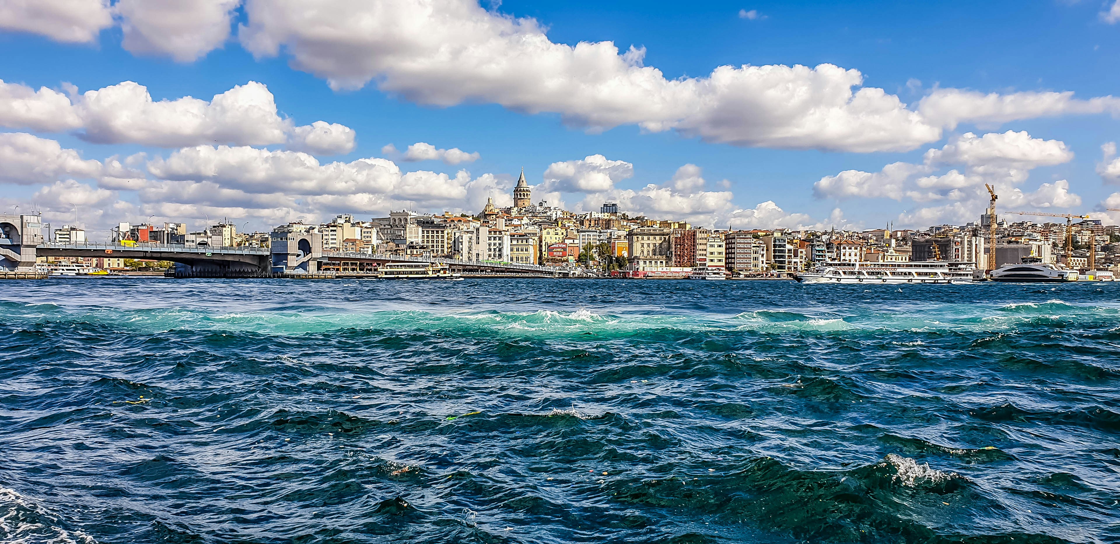 İzmir’de Planlı Su Kesintisi Sabah Saatlerine Kadar Sürecek - Gündem haberi görseli