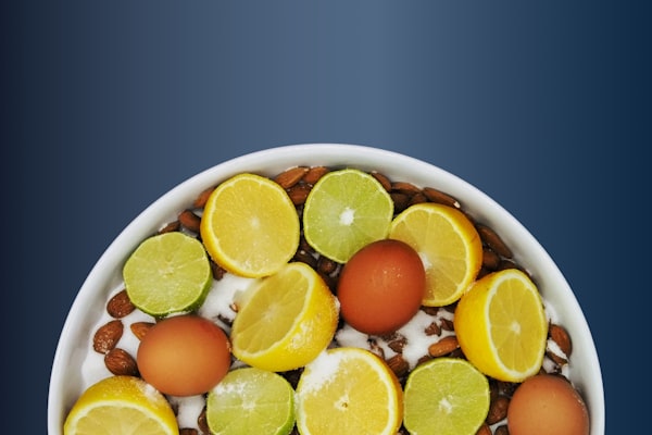 Ricotta-bowl met citroen en pecannoten — receptfoto