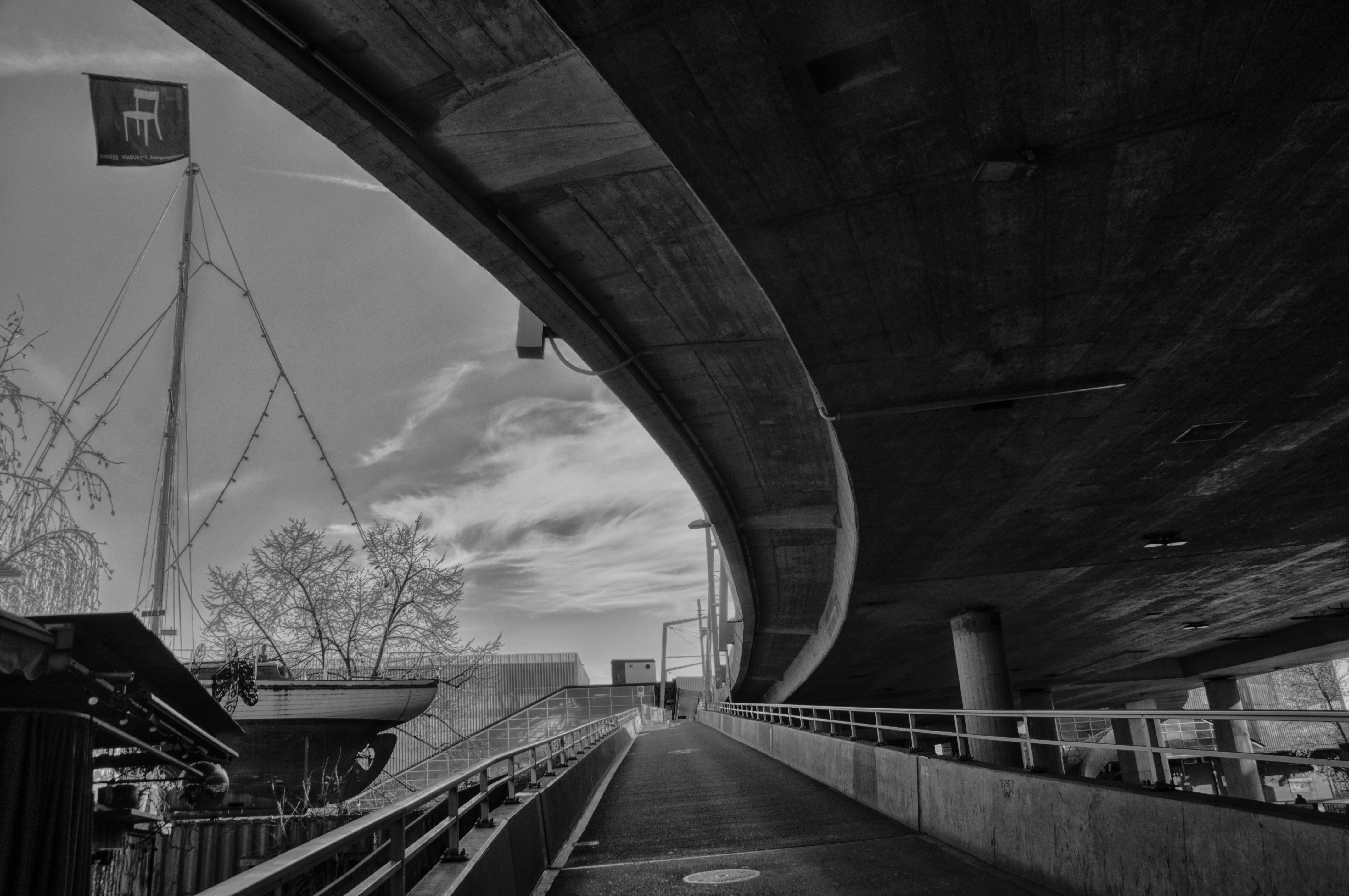 Photo by lukasbachofnerfoto